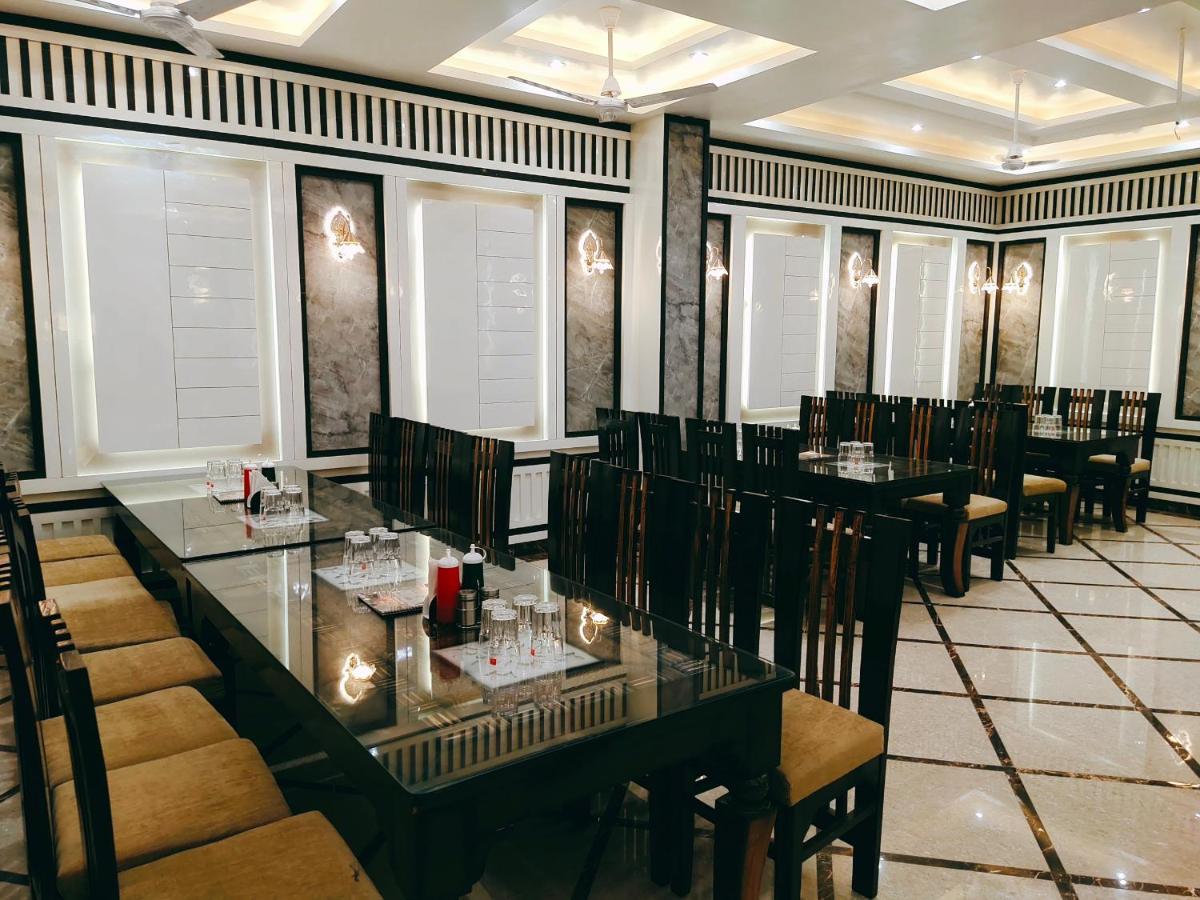 Hotel The Shree Jee Palace Mirzāpur Exteriér fotografie